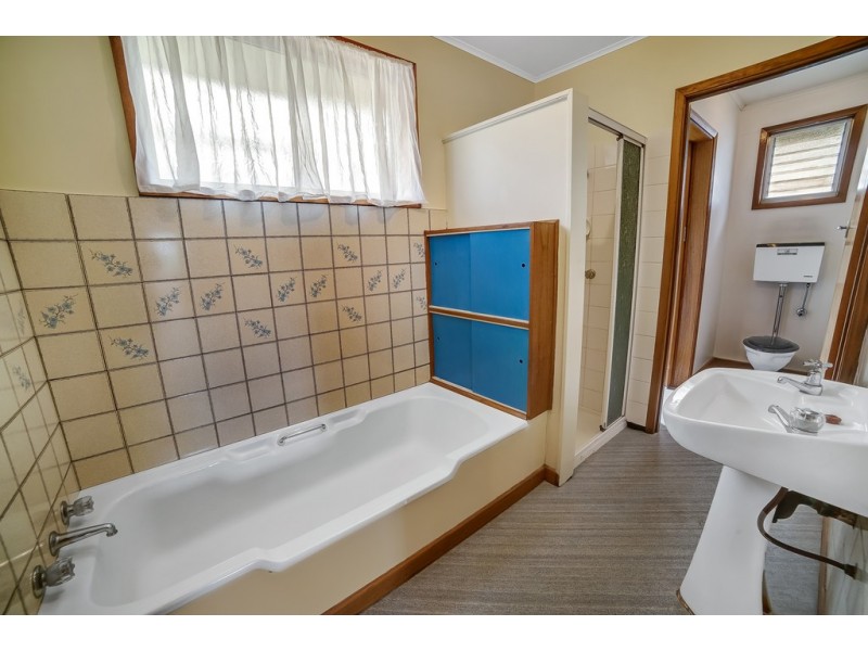 100 Grange Road West, Rokeby TAS 7019