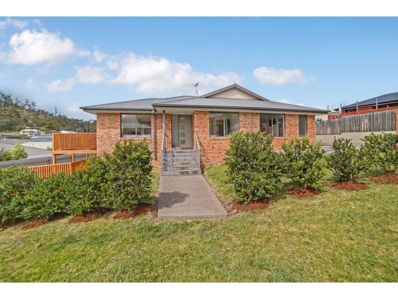 1/3 Joshua Street, Mornington TAS 7018