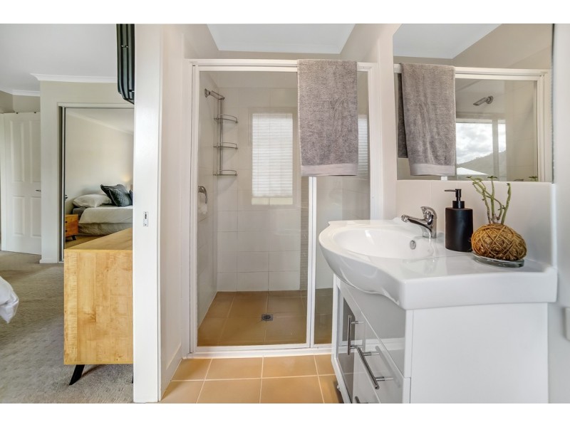 1/3 Joshua Street, Mornington TAS 7018