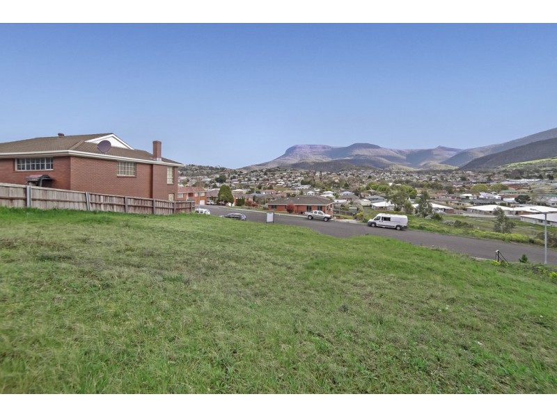 18 Gale Street, Glenorchy TAS 7010