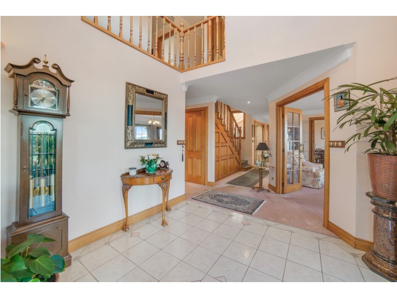 9 Hampshire Road, Sandy Bay TAS 7005