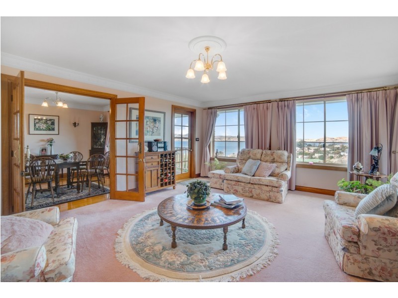 9 Hampshire Road, Sandy Bay TAS 7005