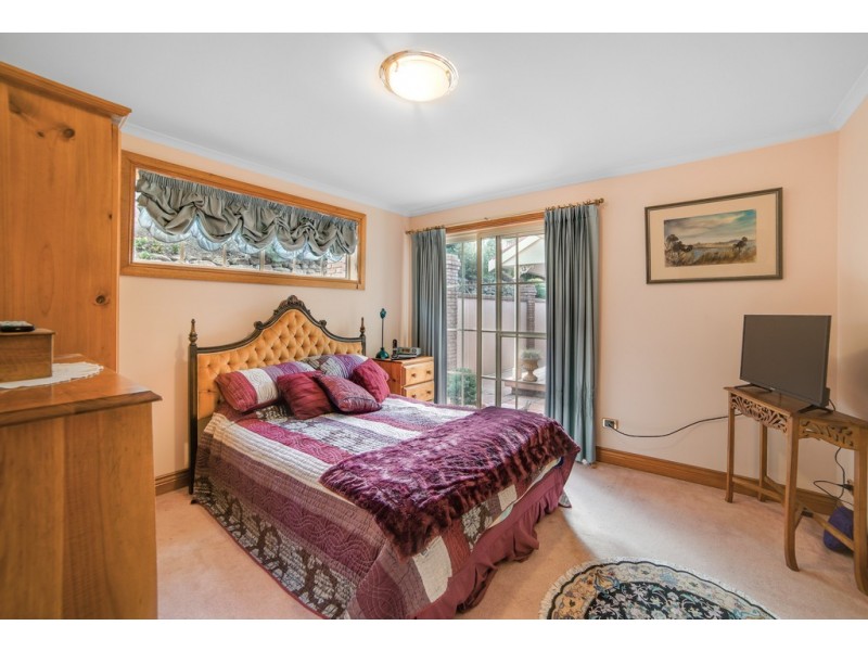 9 Hampshire Road, Sandy Bay TAS 7005