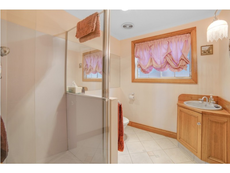 9 Hampshire Road, Sandy Bay TAS 7005