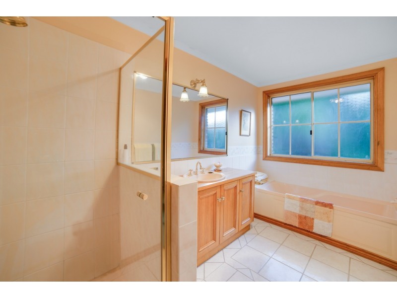 9 Hampshire Road, Sandy Bay TAS 7005