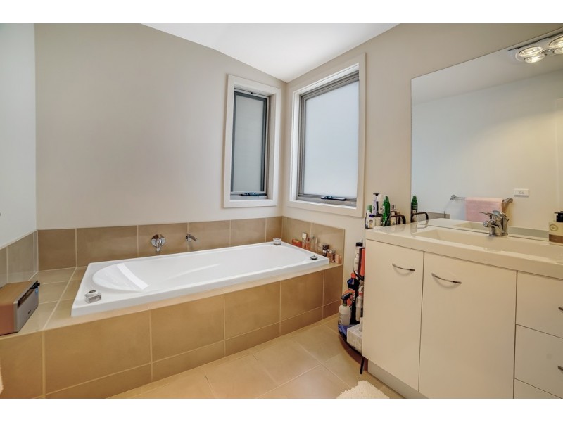 1/11 Jasper Court, Oakdowns TAS 7019