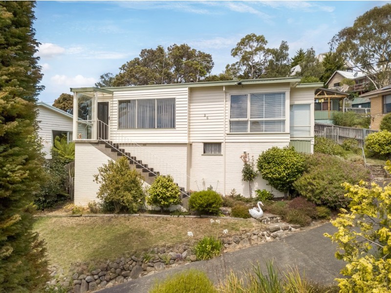 26 Ogilvie Street, Mount Stuart TAS 7000