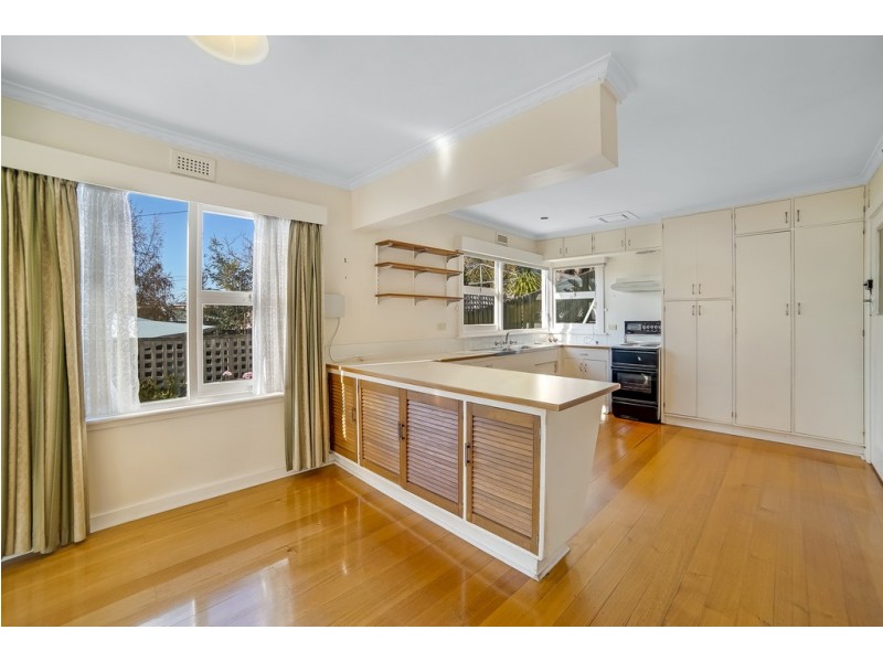 26 Ogilvie Street, Mount Stuart TAS 7000