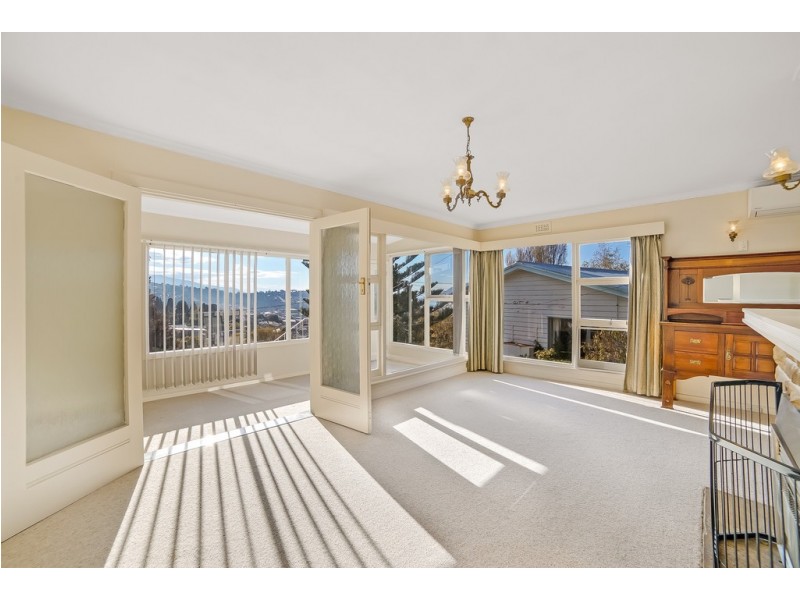 26 Ogilvie Street, Mount Stuart TAS 7000