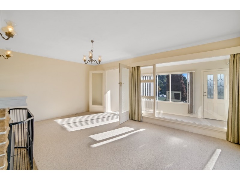 26 Ogilvie Street, Mount Stuart TAS 7000