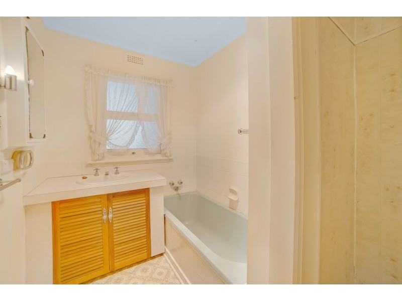 26 Ogilvie Street, Mount Stuart TAS 7000