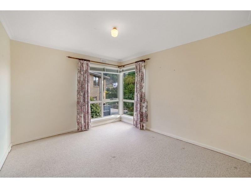 26 Ogilvie Street, Mount Stuart TAS 7000