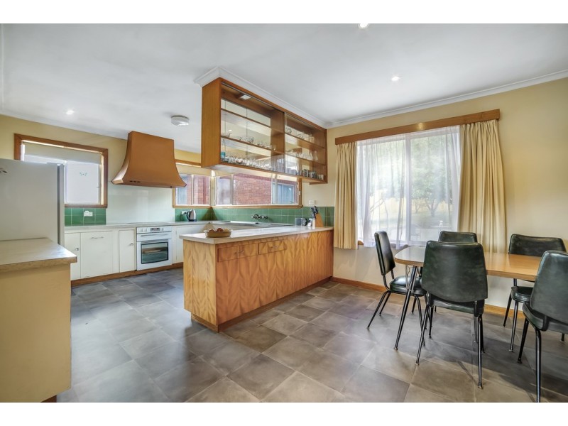 10 Bealey Avenue, Lenah Valley TAS 7008