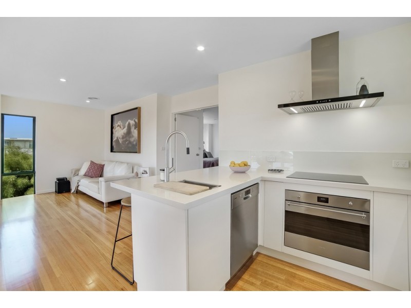 432 Clifton Beach Road, Clifton Beach TAS 7020