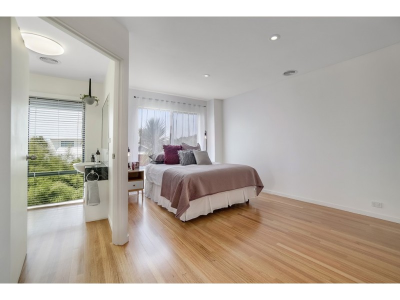 432 Clifton Beach Road, Clifton Beach TAS 7020