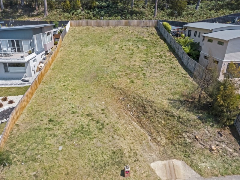 89 Tingira Road, Blackmans Bay TAS 7052