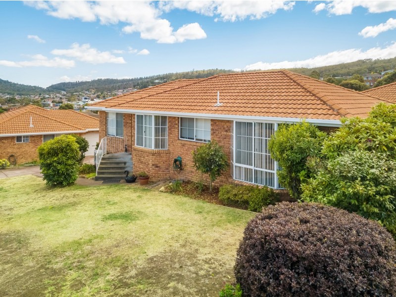 1/30-32 Bingley Street, Howrah TAS 7018