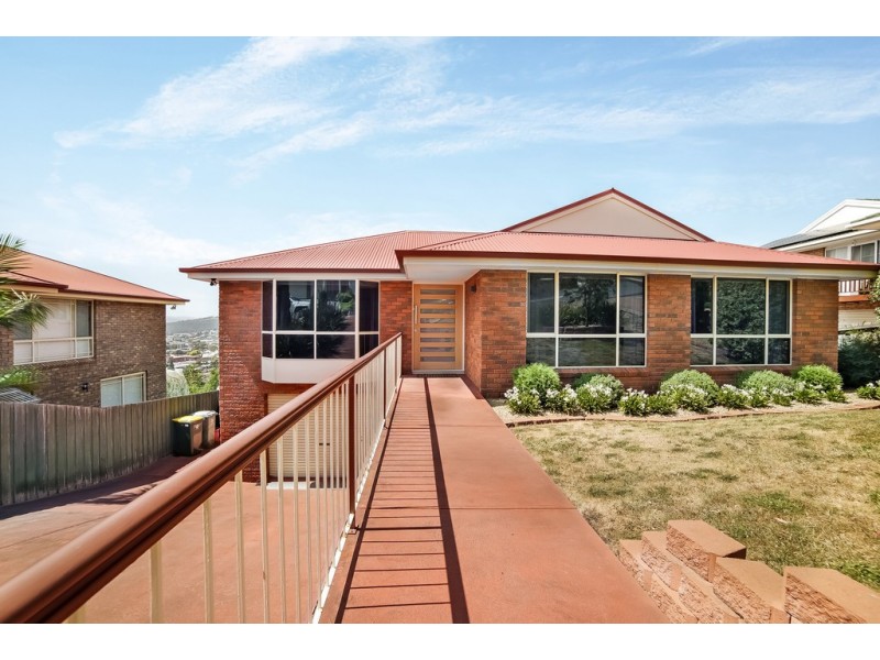 16 Ransley Court, West Moonah TAS 7009