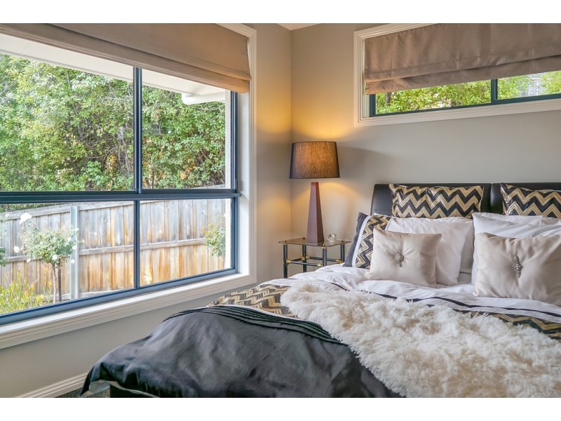32 Suncoast Drive, Blackmans Bay TAS 7052
