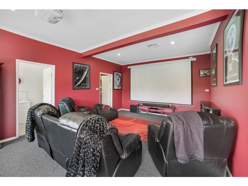 32 Suncoast Drive, Blackmans Bay TAS 7052
