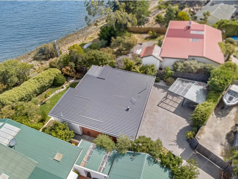 3 Koomela Street, Lindisfarne TAS 7015