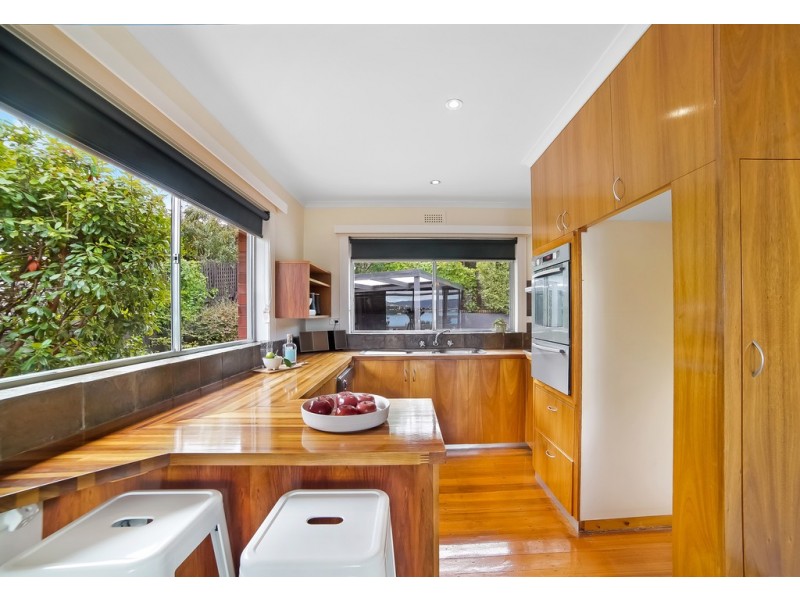3 Koomela Street, Lindisfarne TAS 7015