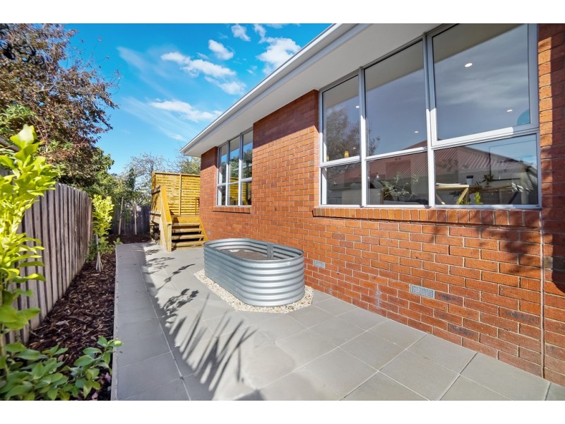 2/55 Carlton Street, New Town TAS 7008