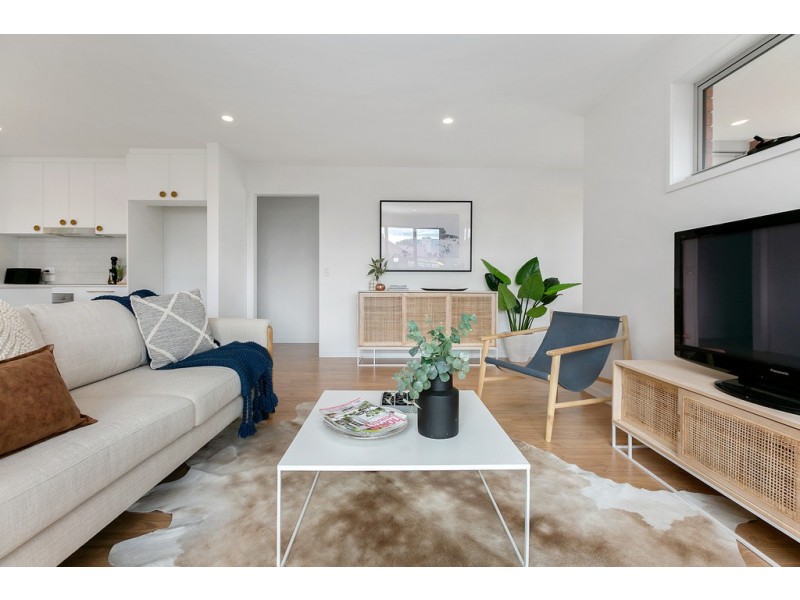 2/55 Carlton Street, New Town TAS 7008