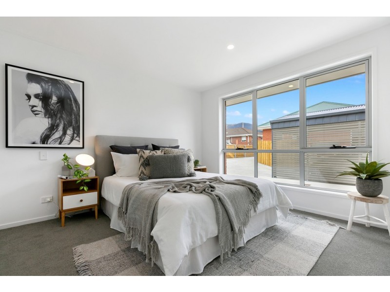 2/55 Carlton Street, New Town TAS 7008