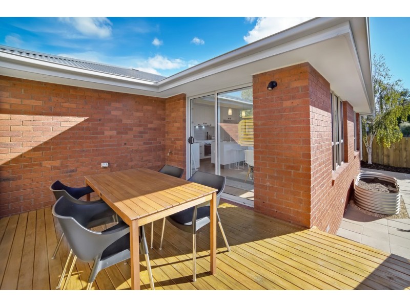 2/55 Carlton Street, New Town TAS 7008