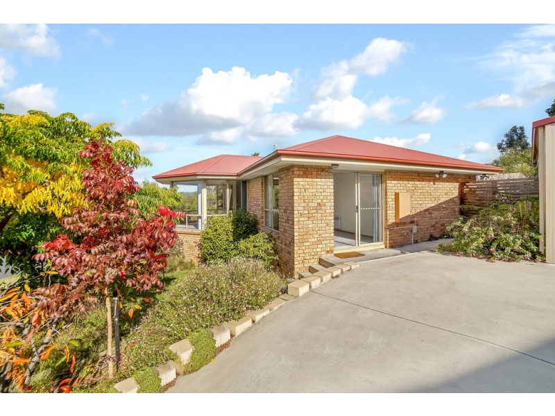 73 Willowbend Road, Kingston TAS 7050