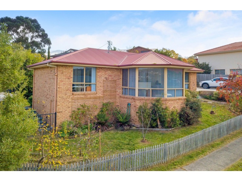 73 Willowbend Road, Kingston TAS 7050