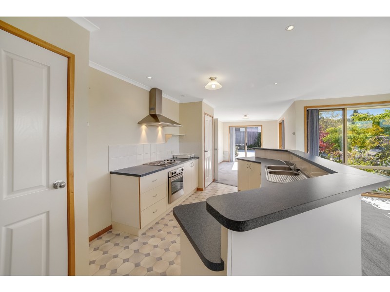 73 Willowbend Road, Kingston TAS 7050