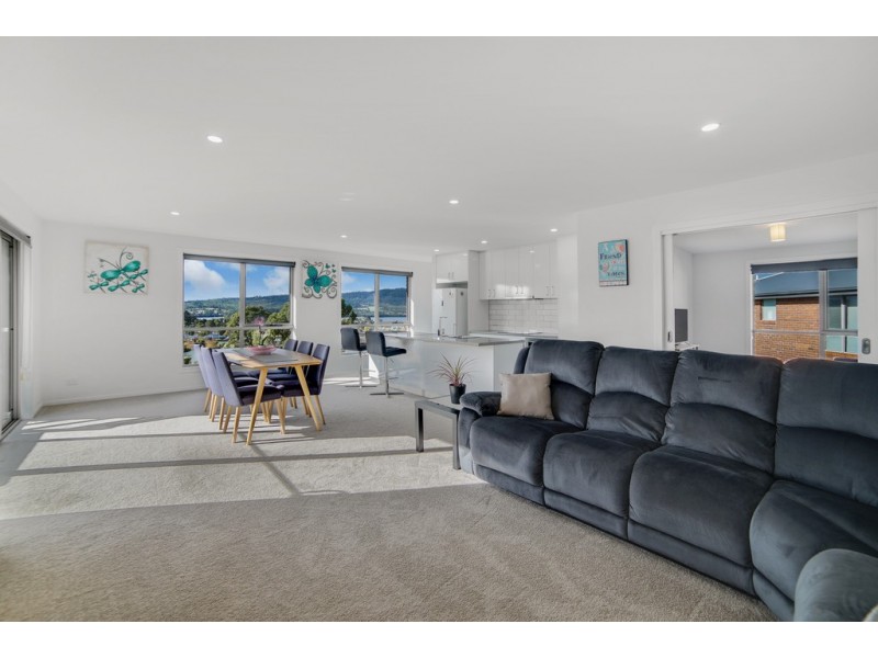 1/52 Jacaranda Drive, Margate TAS 7054