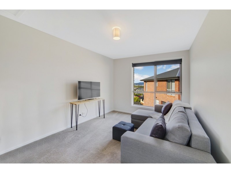 1/52 Jacaranda Drive, Margate TAS 7054