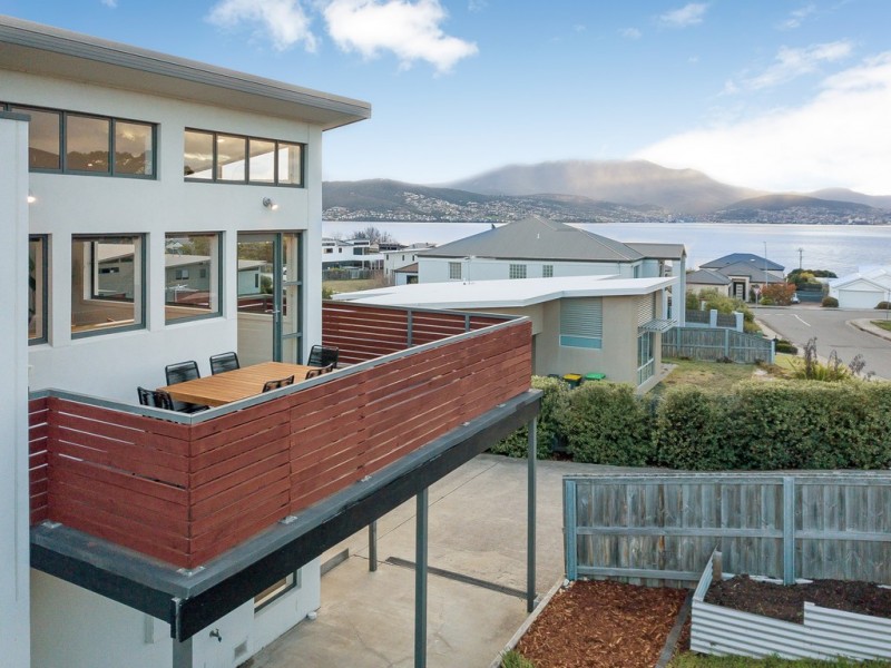 1/8 Skala Road, Tranmere TAS 7018