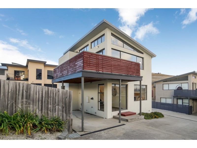 1/8 Skala Road, Tranmere TAS 7018