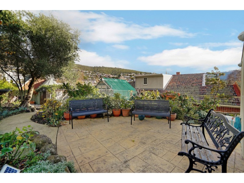 5 Ellington Road, Sandy Bay TAS 7005