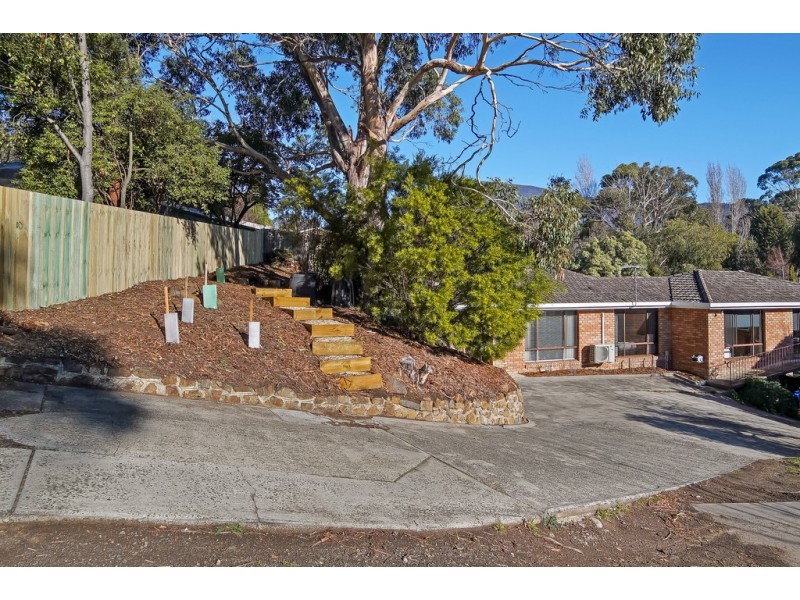 1/35 Sharps Road, Lenah Valley TAS 7008