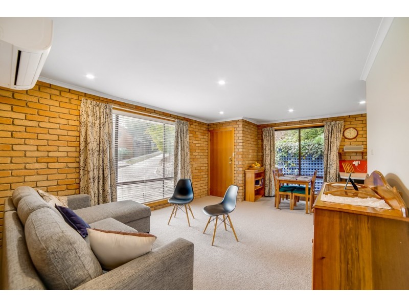 1/35 Sharps Road, Lenah Valley TAS 7008