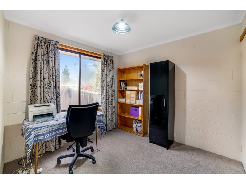 1/35 Sharps Road, Lenah Valley TAS 7008