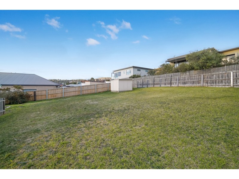 77 Esplanade, Rose Bay TAS 7015