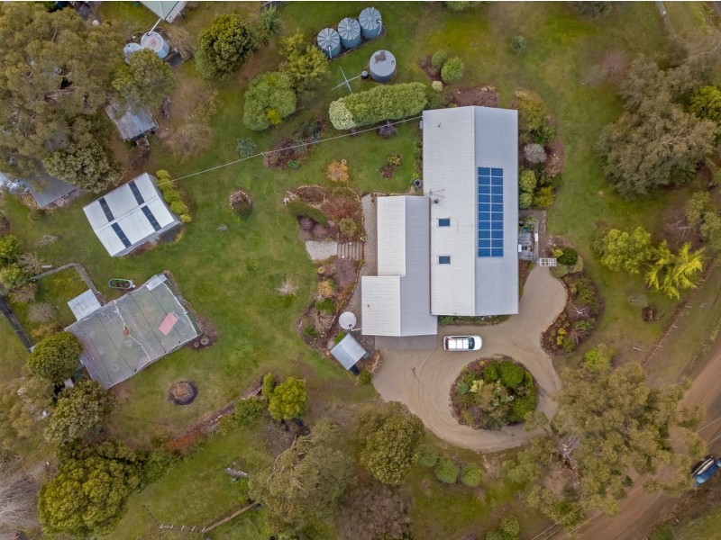 2 McKenzies Road, Leslie Vale TAS 7054