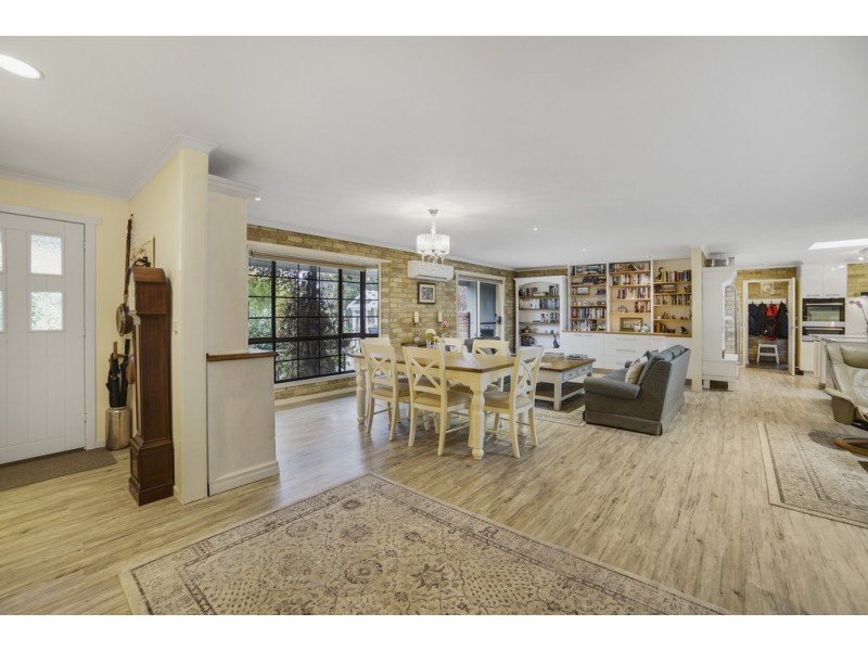 2 McKenzies Road, Leslie Vale TAS 7054