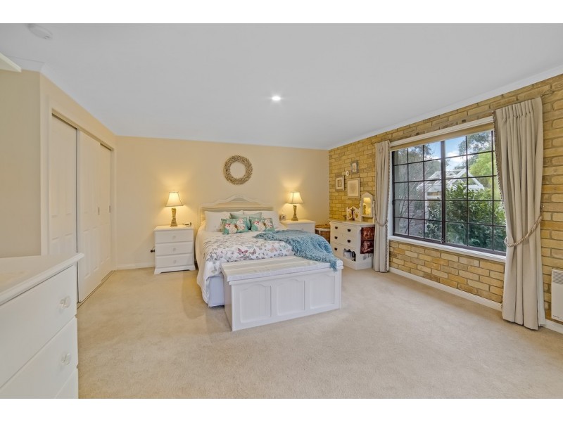 2 McKenzies Road, Leslie Vale TAS 7054