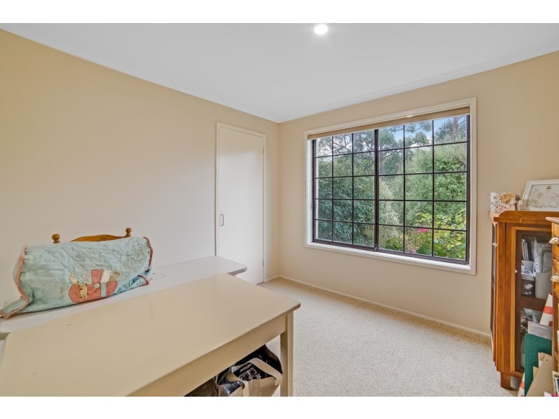 2 McKenzies Road, Leslie Vale TAS 7054