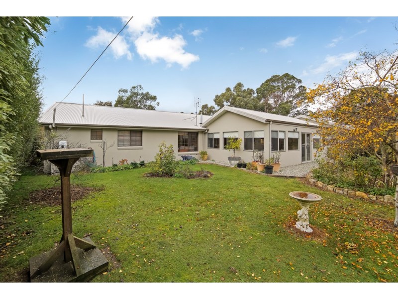2 McKenzies Road, Leslie Vale TAS 7054