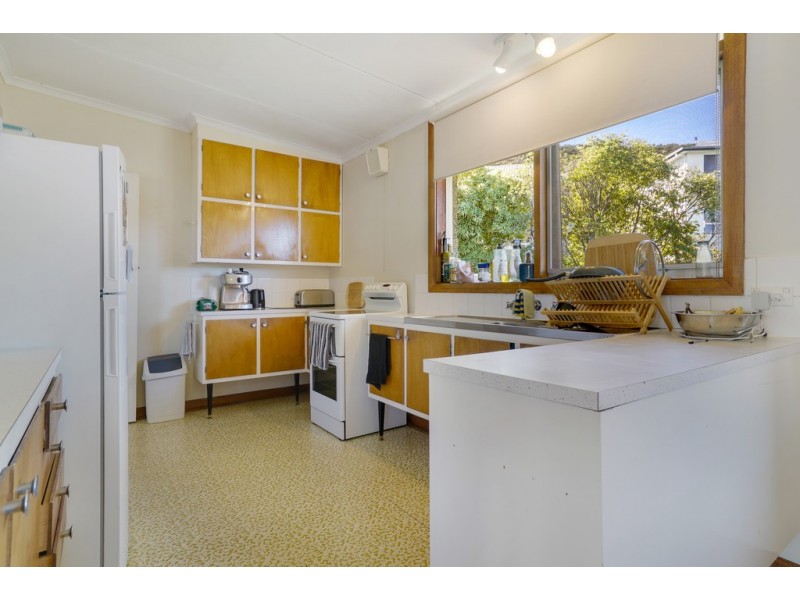 84 Carella Street, Howrah TAS 7018