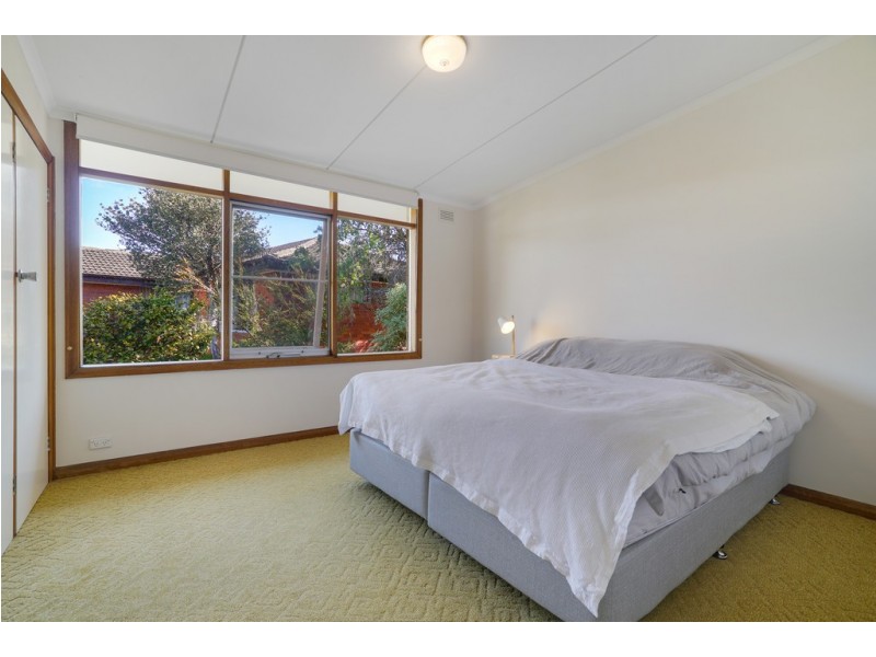 84 Carella Street, Howrah TAS 7018