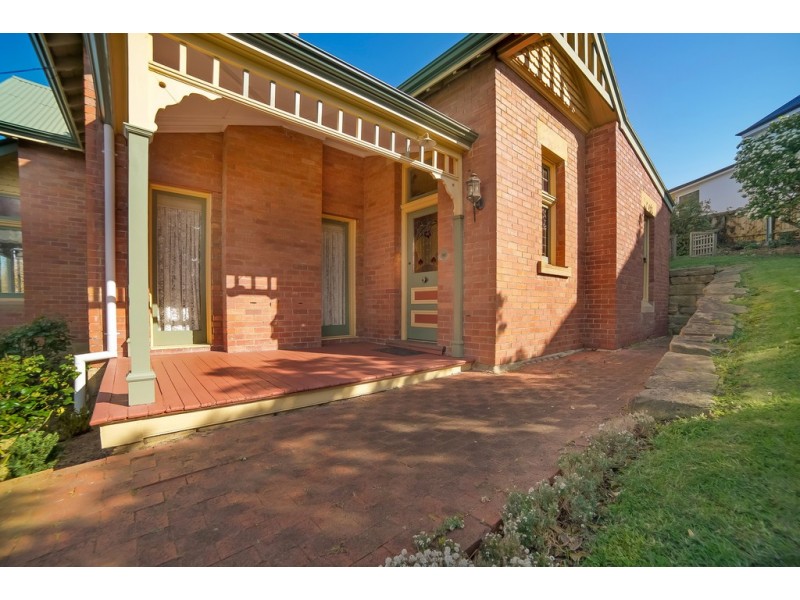16 Elphinstone Road, Mount Stuart TAS 7000
